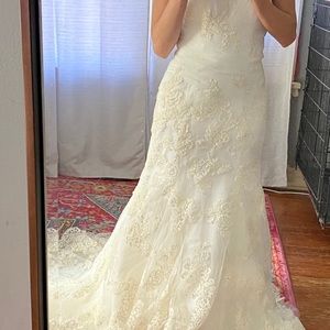 Cream wedding dress mermaid